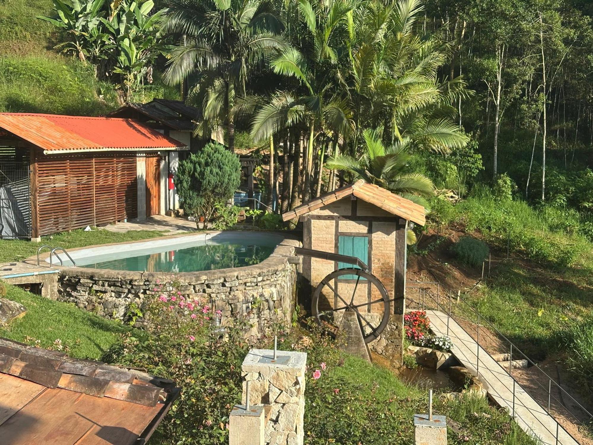 Hotel Pousada Da Cervejaria Altezza Via Olivari Venda Nova do Imigrante Esterno foto
